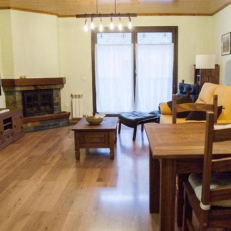 Apartamento Toran レス エクステリア 写真