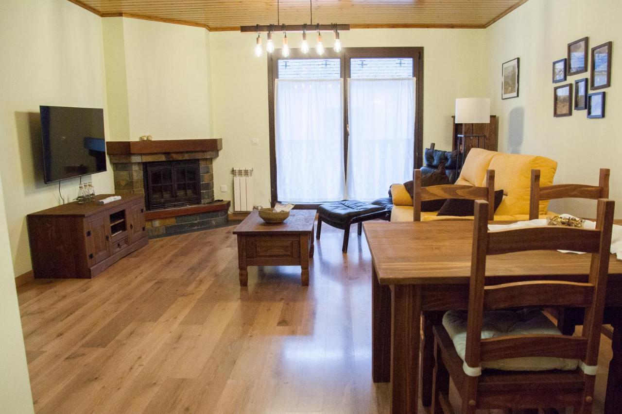 Apartamento Toran レス エクステリア 写真